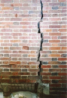 gescheurde muur